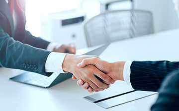 実行と成果にこだわるコンサルティング